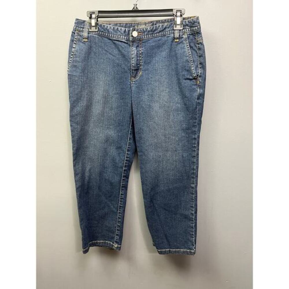 Liz Claiborne Jeans Womens size 8 Slim denim capri pants Cropped